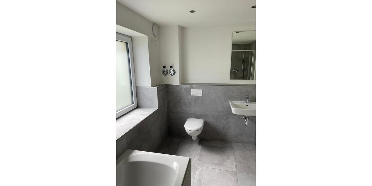 Etagenwohnung Schwandorf - 4 Zimmer, 92 m&sup2;, 950&euro; | Angebot:26459621