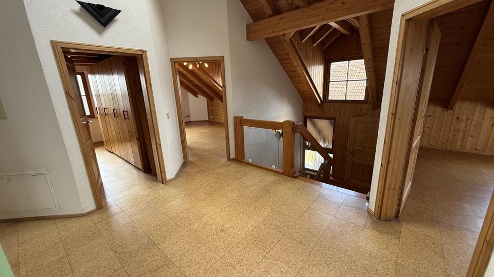 Einfamilienhaus Wangen - 6.5 Zimmer, 212 m&sup2;, 2.250&euro; | Angebot:26560284