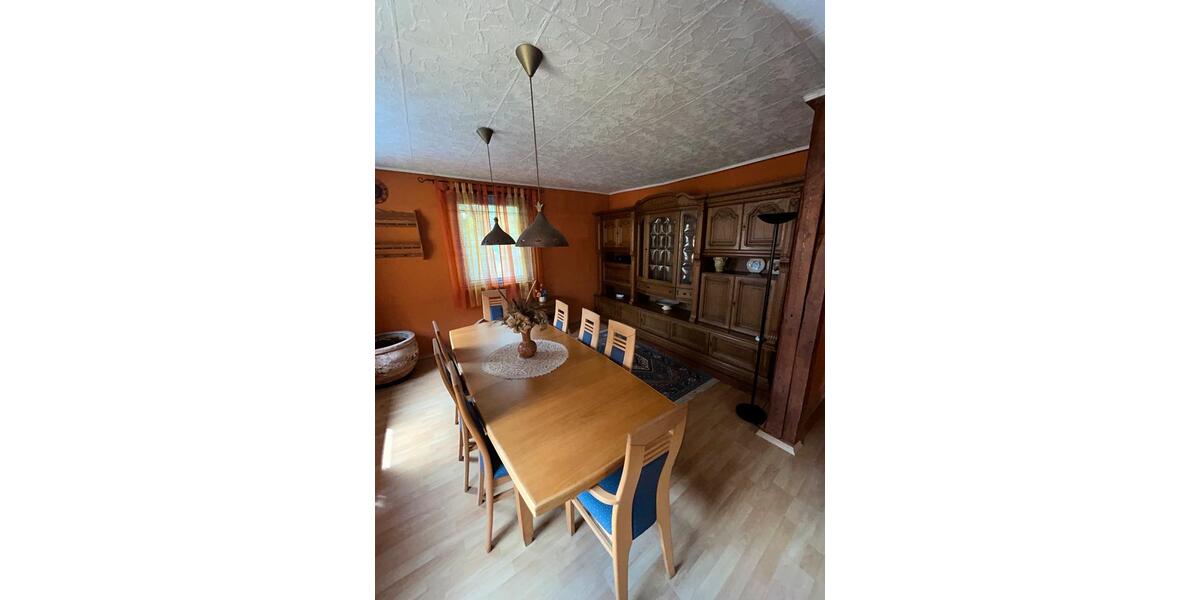 Einfamilienhaus Albstadt Gemarkung Onstmettingen - 5 Zimmer, 180 m&sup2;, 1.600&euro; | Angebot:26526993