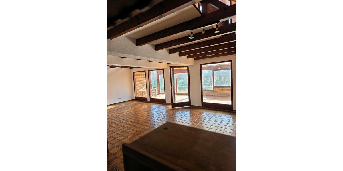 Einfamilienhaus Stuhr - 7 Zimmer, 200 m&sup2;, 1.500&euro; | Angebot:25882466