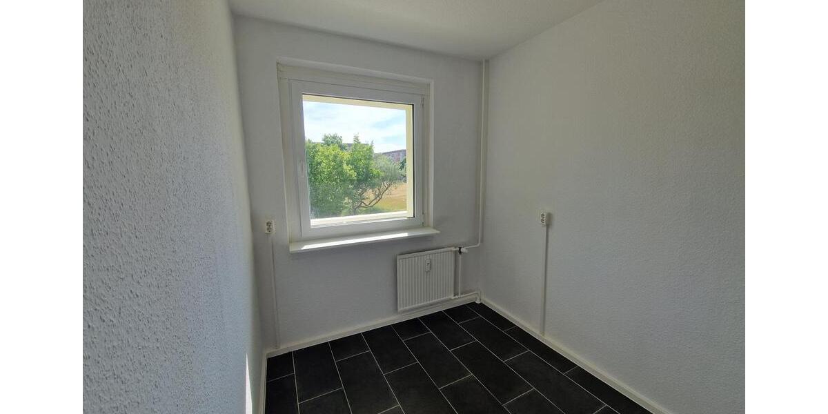 Etagenwohnung Brandenburg an der Havel Görden - 3 Zimmer, 70 m&sup2;, 556&euro; | Angebot:25583220