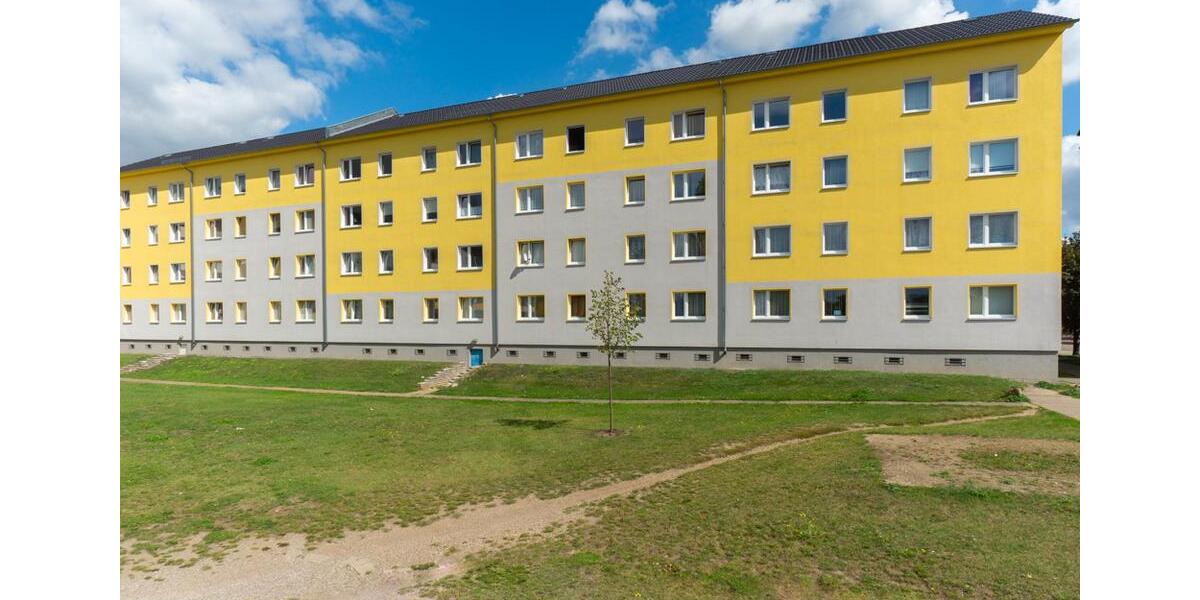 Etagenwohnung Schönebeck (Elbe) - 4 Zimmer, 65 m&sup2;, 325&euro; | Angebot:25232487