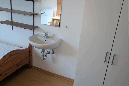 Wohnen auf Zeit Regensburg Galgenberg - 16 Zimmer, 50 m&sup2;, 370&euro; | Angebot:26640783