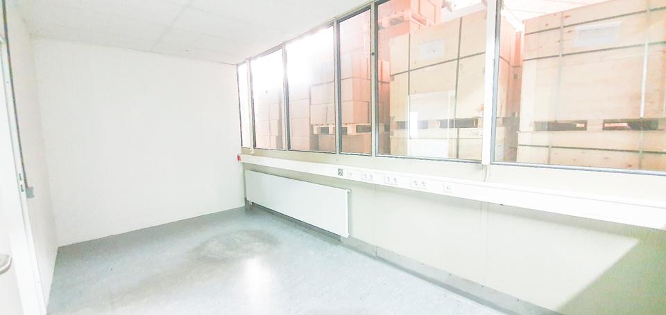 Gewerbeobjekt Regenstauf - 250&euro; | Angebot:23789619