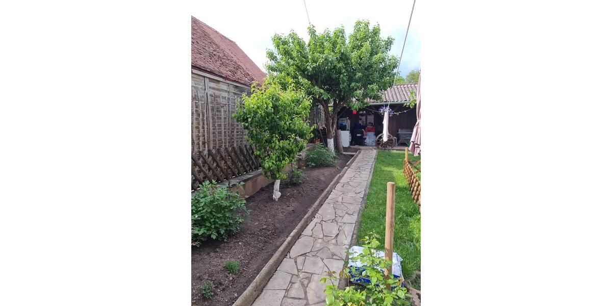 Einfamilienhaus Flachslanden - 5 Zimmer, 140 m&sup2;, 1.200&euro; | Angebot:26594501