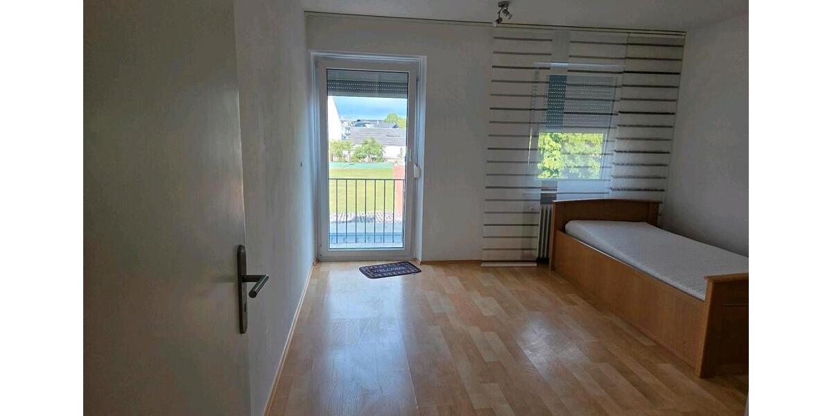 Etagenwohnung Burghausen - 1 Zimmer, 18 m&sup2;, 450&euro; | Angebot:26620641