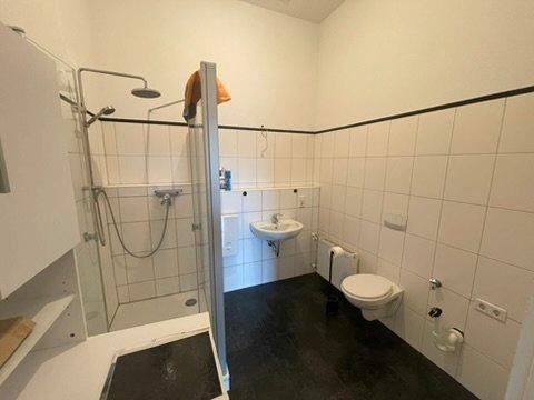 Etagenwohnung Lippstadt - 5 Zimmer, 100 m&sup2;, 1.150&euro; | Angebot:26577503