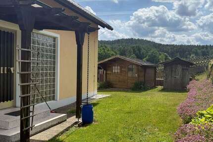 Wohnung Neunburg vorm Wald - 4 Zimmer, 88 m&sup2;, 650&euro; | Angebot:26976381