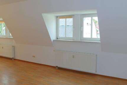 Wohnung Kamenz - 2 Zimmer, 60 m&sup2;, 420&euro; | Angebot:26141084