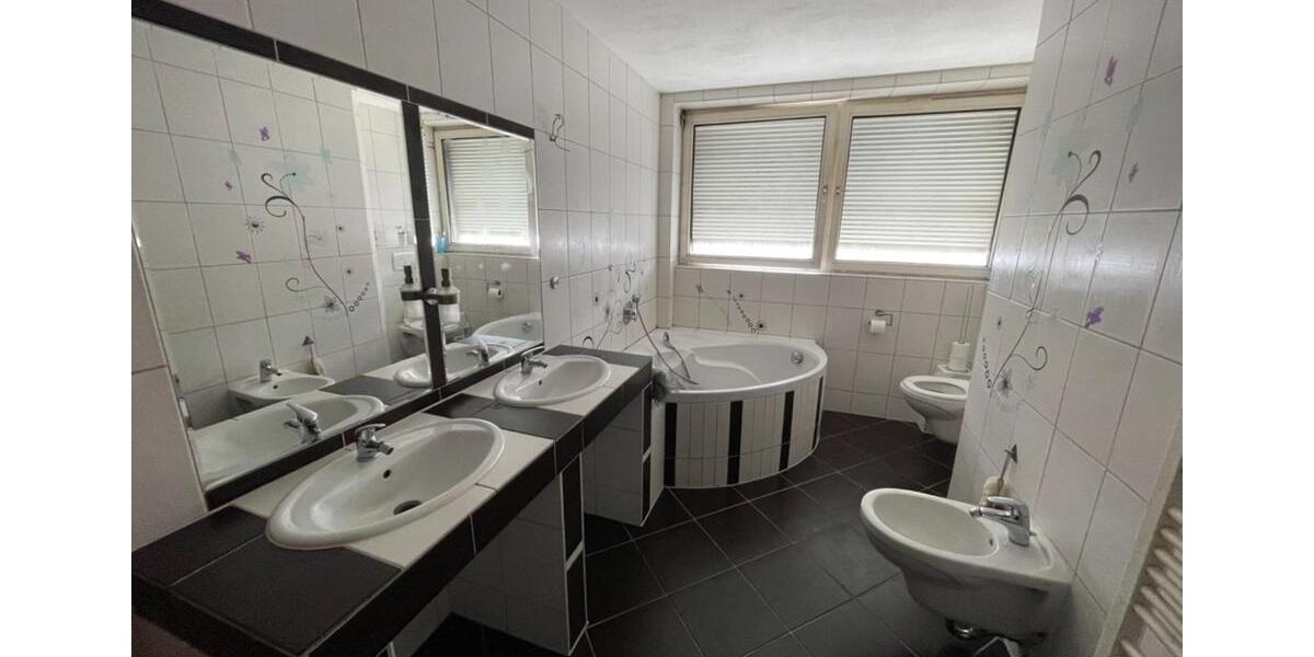 Etagenwohnung Koblenz Bubenheim - 5 Zimmer, 130 m&sup2;, 1.300&euro; | Angebot:24784043