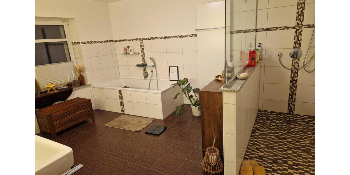 Maisonettenwohnung Steinheim - 5 Zimmer, 193 m&sup2;, 1.000&euro; | Angebot:24421877
