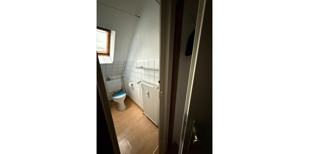 Dachgeschoßwohnung Haan - 2 Zimmer, 41 m&sup2;, 510&euro; | Angebot:25061902