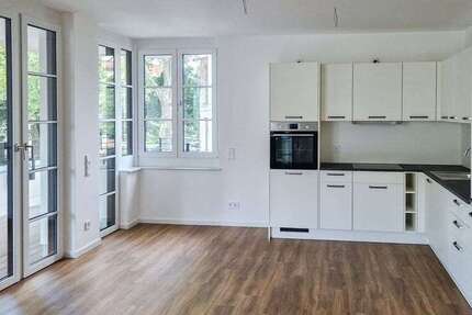 Wohnung zum Mieten in Berlin 1.758,75 € 94.76 m²