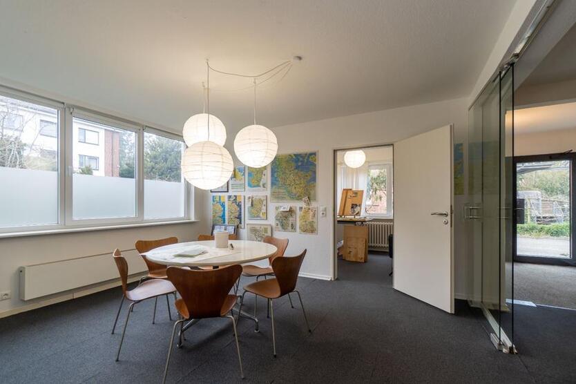Büro Praxisräume zu vermieten