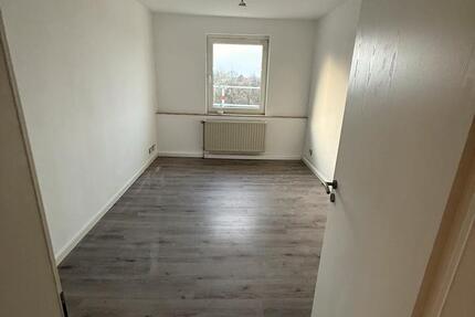 Wohnung Solingen - 3 Zimmer, 65 m&sup2;, 1.100&euro; | Angebot:25103875