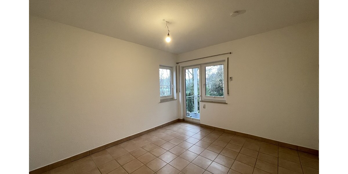 Großzügige Erdgeschosswohnung mit Balkon und Terrasse - Erdgeschoßwohnung Königswinter Oberpleis | Angebot:26738375