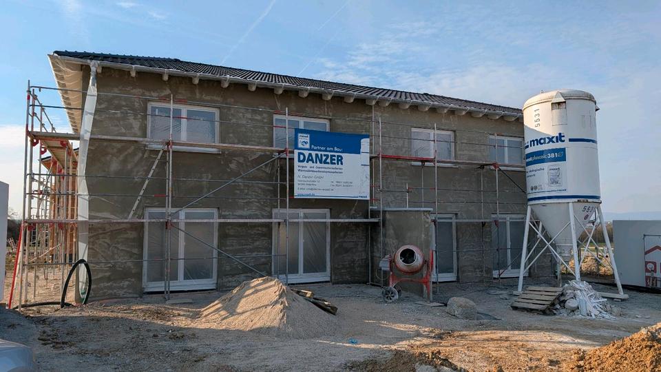 Doppelhaushälfte Aiterhofen - 4 Zimmer, 125 m&sup2;, 1.390&euro; | Angebot:25853602