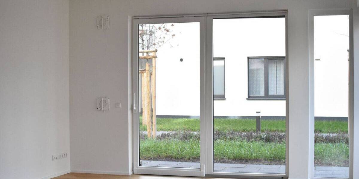 Etagenwohnung Leipzig Leutzsch - 2 Zimmer, 80 m&sup2;, 1.090&euro; | Angebot:26583815