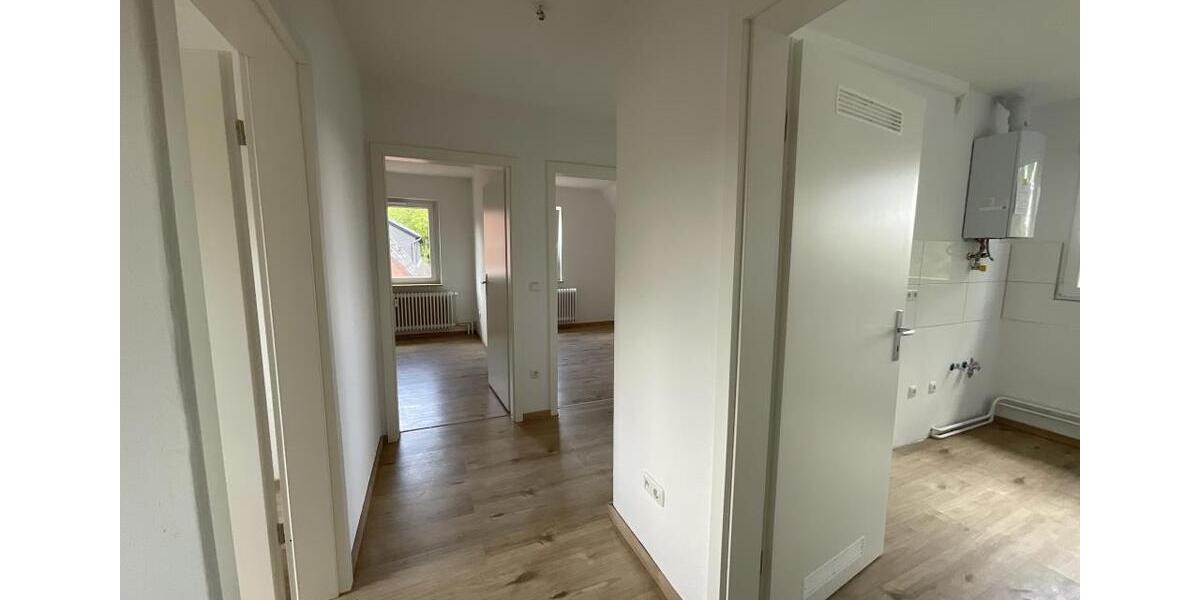 Dachgeschoßwohnung Wilhelmshaven Aldenburg - 3 Zimmer, 55 m&sup2;, 379&euro; | Angebot:26638051