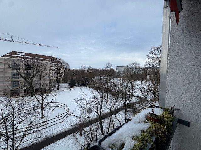 Etagenwohnung Nürnberg Wöhrd - 4 Zimmer, 101 m&sup2;, 1.450&euro; | Angebot:24855200