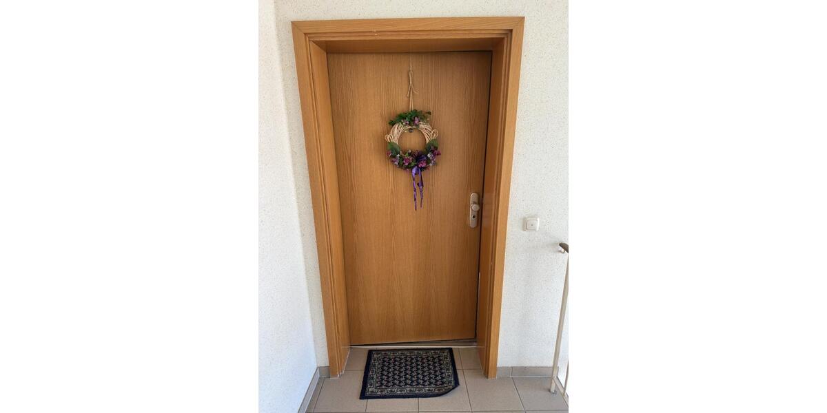 Dachgeschoßwohnung Stauchitz - 2 Zimmer, 44 m&sup2;, 265&euro; | Angebot:26365857