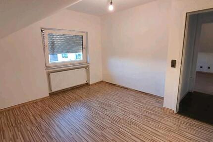 Wohnung Eichenzell - 4 Zimmer, 100 m&sup2;, 1.000&euro; | Angebot:25138918
