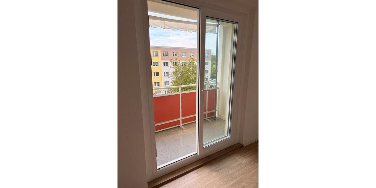 Etagenwohnung Aue-Bad Schlema Bad Schlema - 6 Zimmer, 116 m&sup2;, 605&euro; | Angebot:26561433