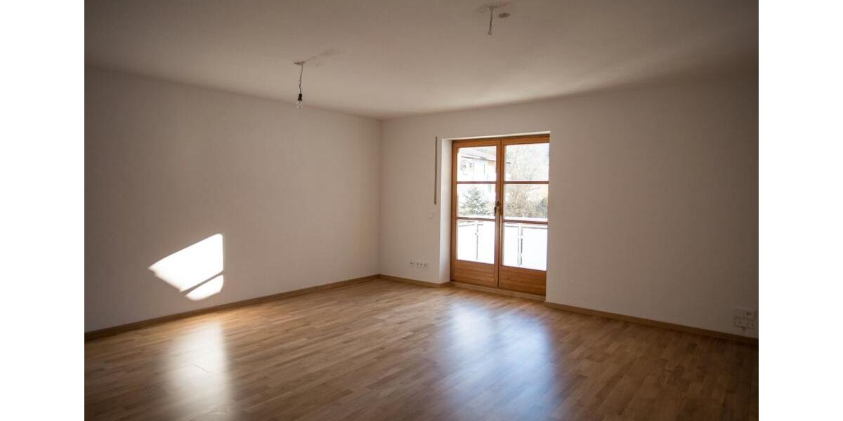 Etagenwohnung Herrsching am Ammersee - 2.5 Zimmer, 86 m&sup2;, 1.470&euro; | Angebot:26614959