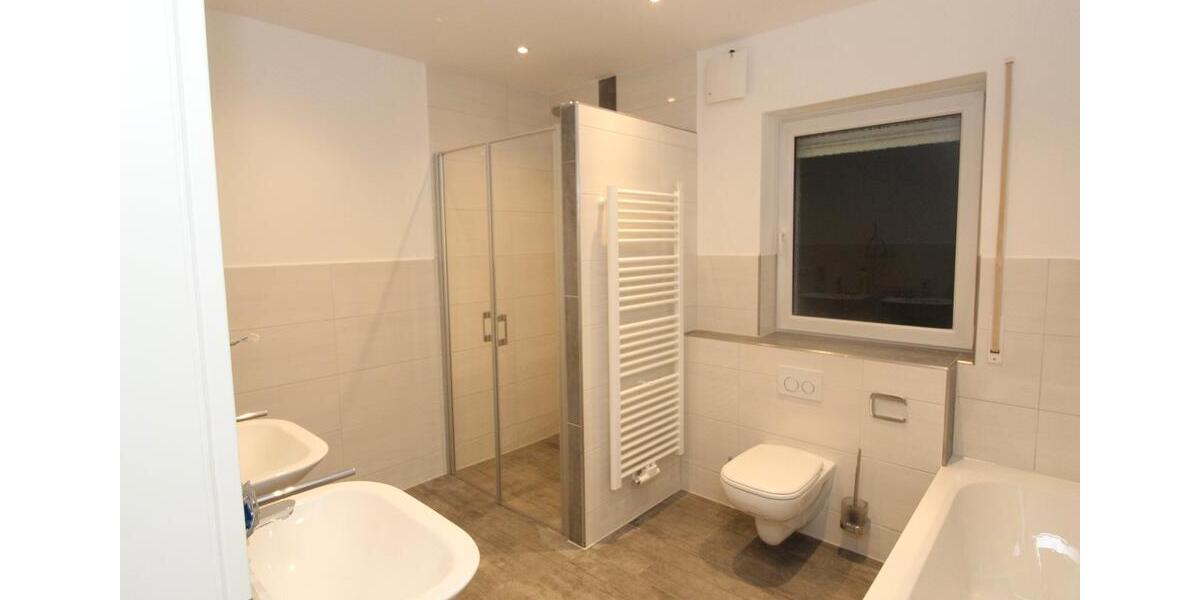 Terrassenwohnung Hutthurm - 2 Zimmer, 125 m&sup2;, 1.045&euro; | Angebot:25920581