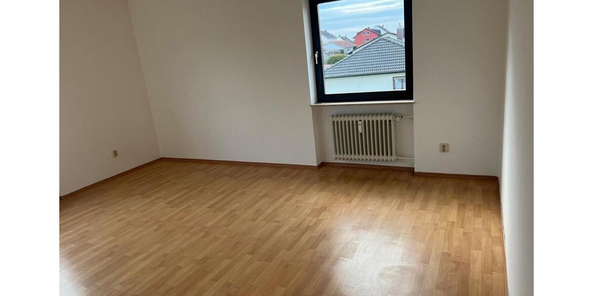 Etagenwohnung Höchstadt an der Aisch - 3 Zimmer, 68 m&sup2;, 1.079&euro; | Angebot:24802591