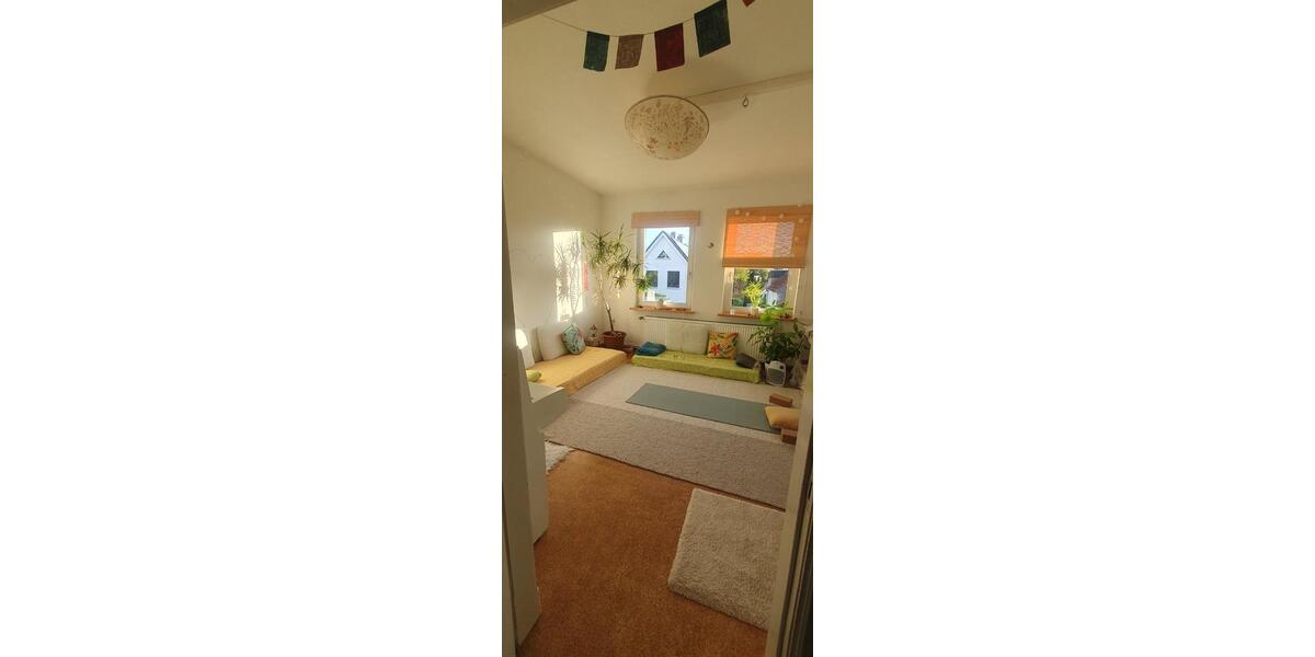 2 WG-Zimmer frei (mit Klavier) nahe Stadtmitte und ruhig 2 zimmer