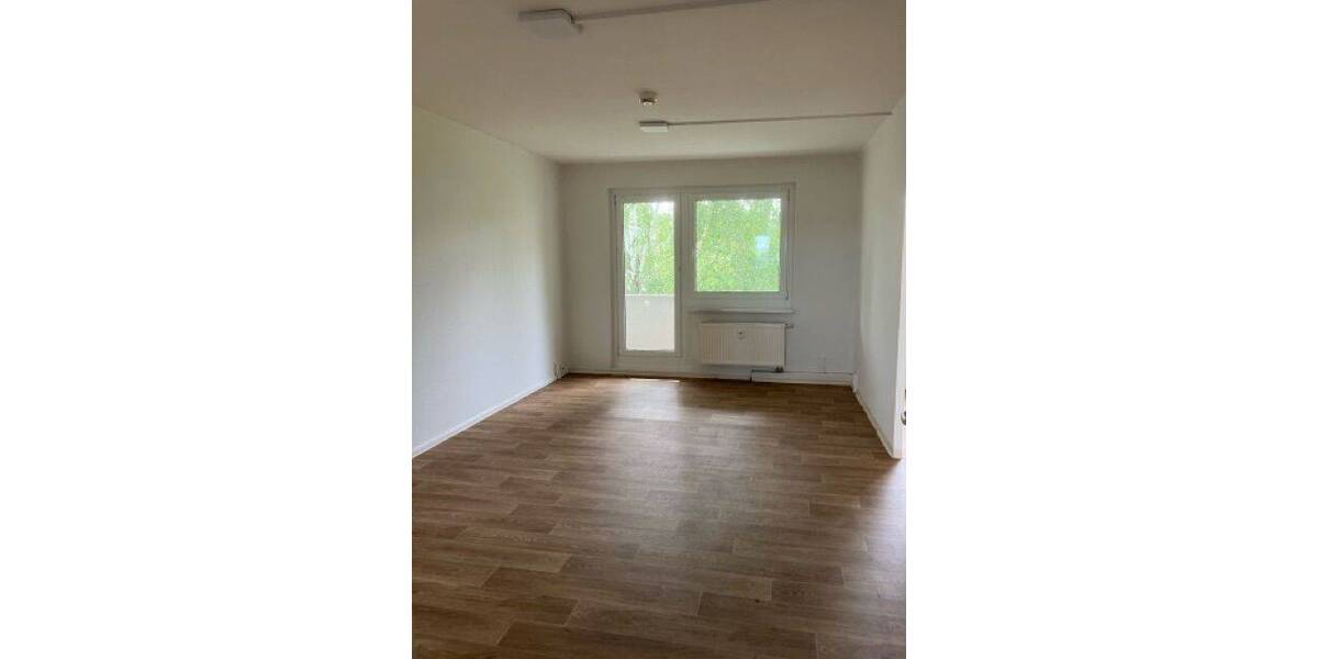Etagenwohnung Gera Lusan - 3 Zimmer, 68 m&sup2;, 380&euro; | Angebot:26833433