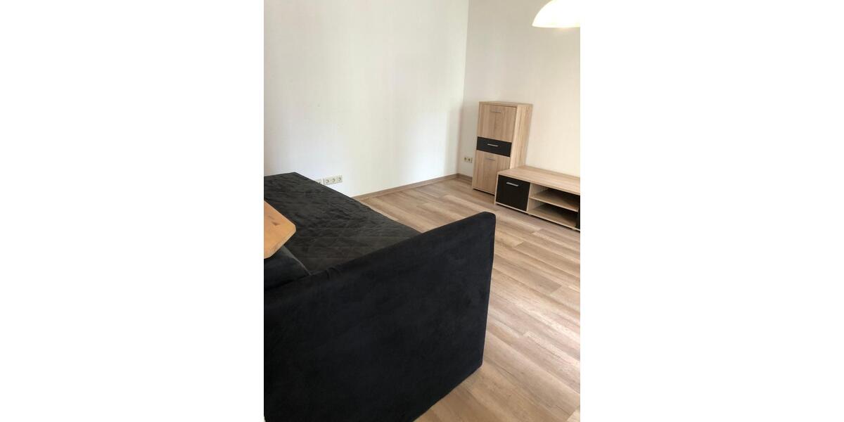 Erdgeschoßwohnung Zwickau - 1 Zimmer, 39 m&sup2;, 310&euro; | Angebot:26543960