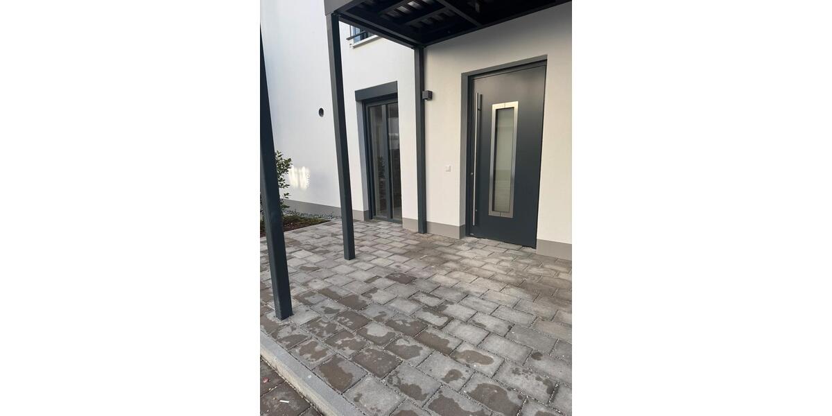 Erdgeschoßwohnung Neustadt an der Donau - 1 Zimmer, 96 m&sup2;, 1.250&euro; | Angebot:26291899