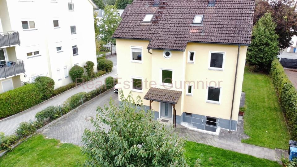 Mehrfamilienhaus, Wohnhaus Weiden in der Oberpfalz - 8 Zimmer, 200 m&sup2;, 2.450&euro; | Angebot:25991942