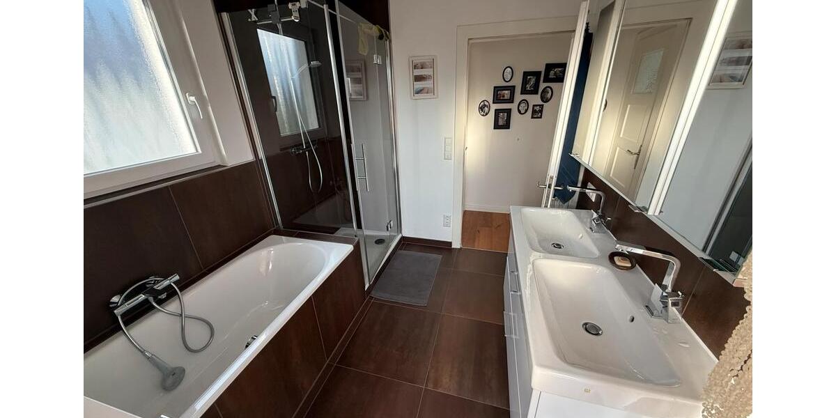 Wohnen auf Zeit Nürtingen - 6 Zimmer, 130 m&sup2;, 480&euro; | Angebot:26453322