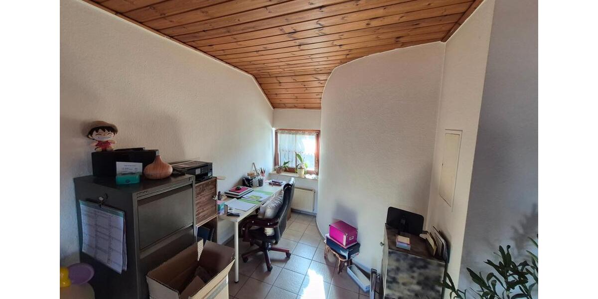 Dachgeschoßwohnung Kall - 3 Zimmer, 105 m&sup2;, 735&euro; | Angebot:26091596