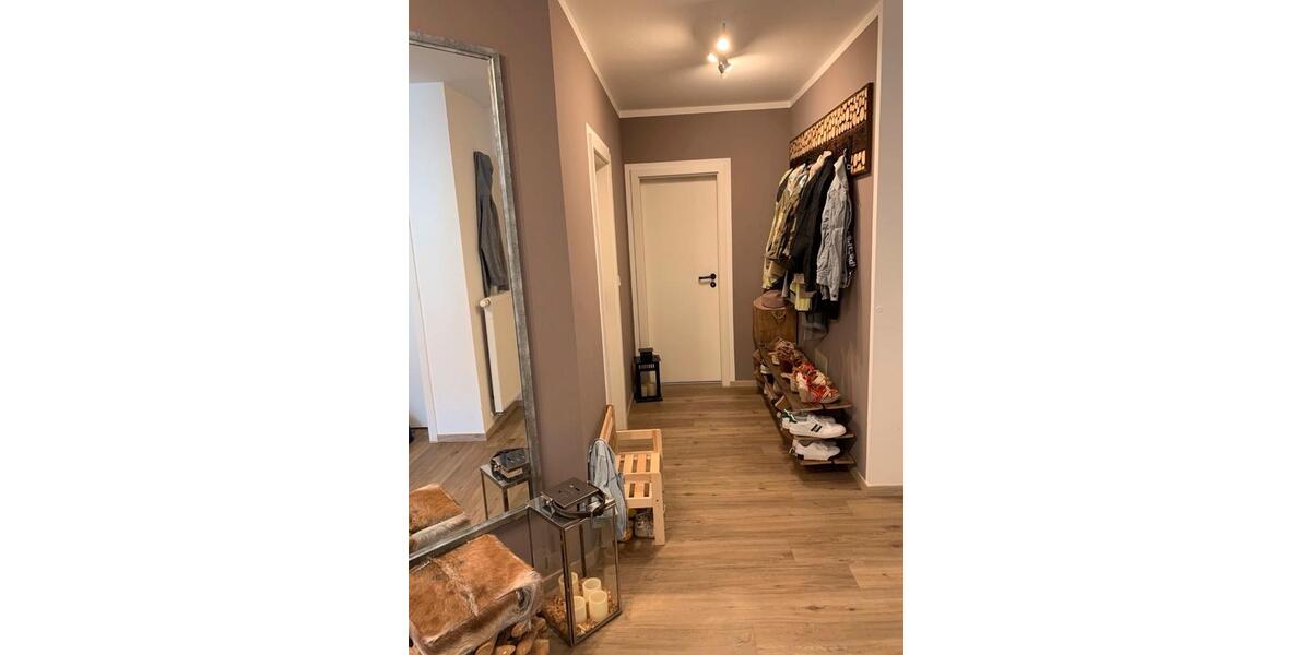 Etagenwohnung Grafenwöhr - 3.5 Zimmer, 104 m&sup2;, 950&euro; | Angebot:25639612