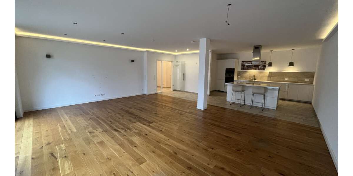 Etagenwohnung Rheine - 3 Zimmer, 148 m&sup2;, 1.360&euro; | Angebot:25247965