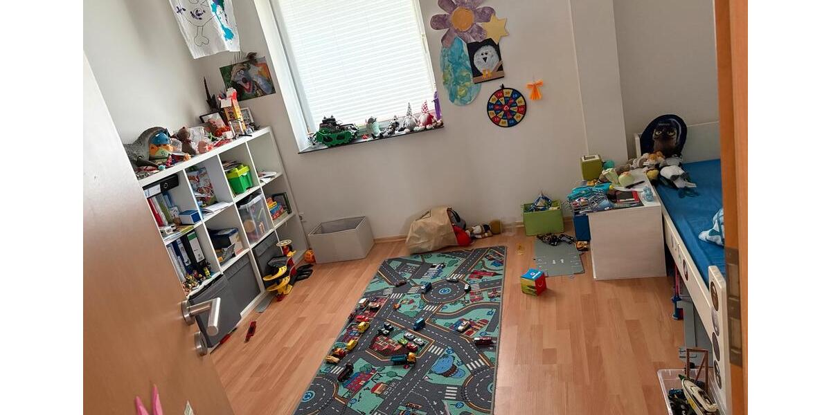 Erdgeschoßwohnung Flensburg - 3 Zimmer, 80 m&sup2;, 1.000&euro; | Angebot:26233593