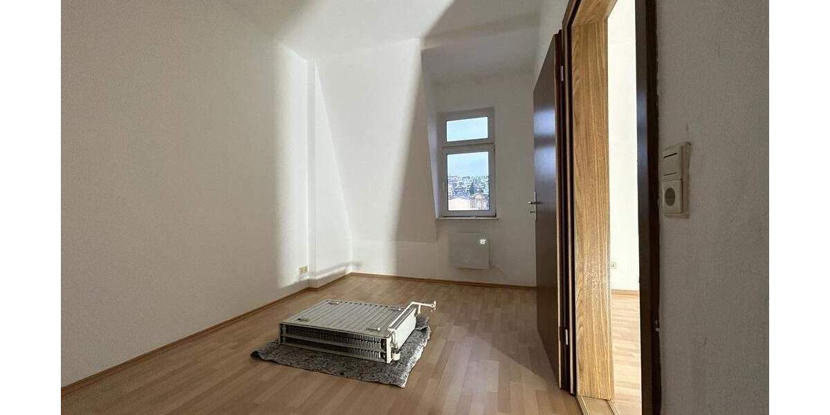 Etagenwohnung Aue - 4 Zimmer, 90 m&sup2;, 480&euro; | Angebot:25681324