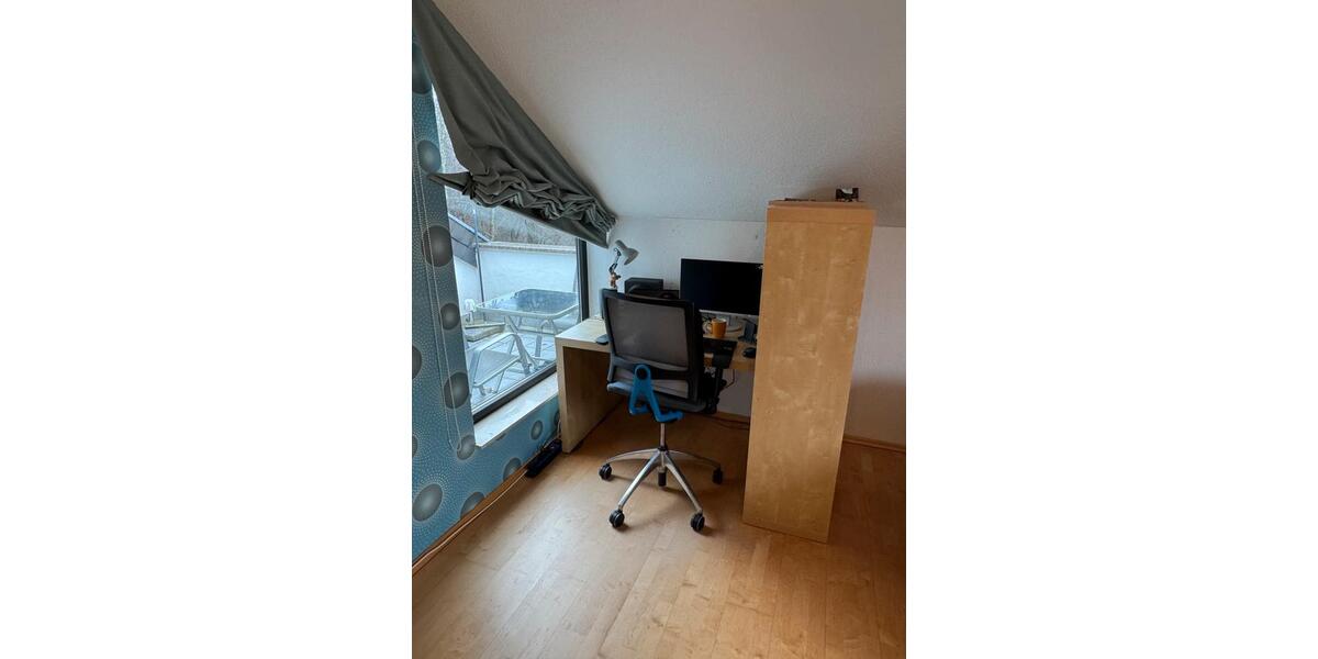 Dachgeschoßwohnung Blieskastel - 4 Zimmer, 105 m&sup2;, 1.075&euro; | Angebot:24704334