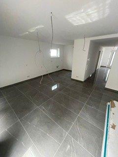 Reihenhaus Bad Schwalbach - 7 Zimmer, 180 m&sup2;, 1.800&euro; | Angebot:26226423