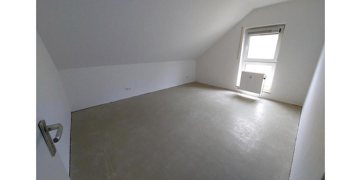 Dachgeschoßwohnung Bergkamen - 2.5 Zimmer, 66 m&sup2;, 346&euro; | Angebot:24976598