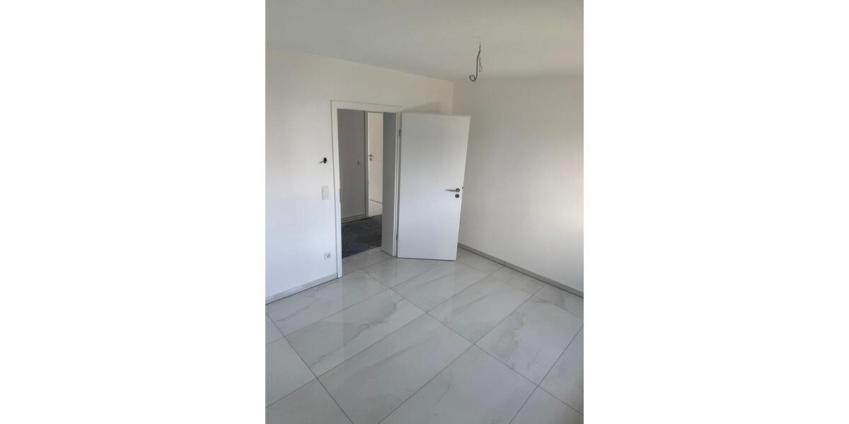 Erdgeschoßwohnung Reichelsheim (Odenwald) - 5 Zimmer, 121 m&sup2;, 1.350&euro; | Angebot:25797018