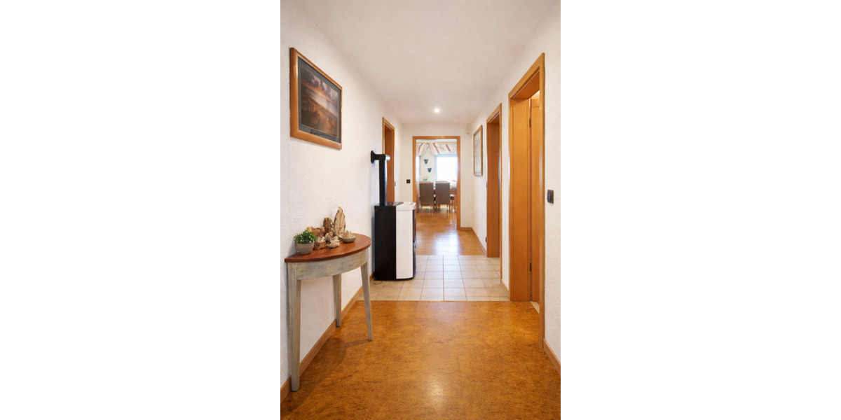 Dachgeschoßwohnung Dieblich - 4 Zimmer, 120 m&sup2;, 975&euro; | Angebot:24652790