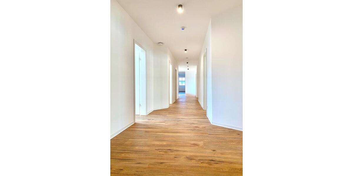 Wohnen auf Zeit Kronach - 1 Zimmer, 8 m&sup2;, 309&euro; | Angebot:26462593