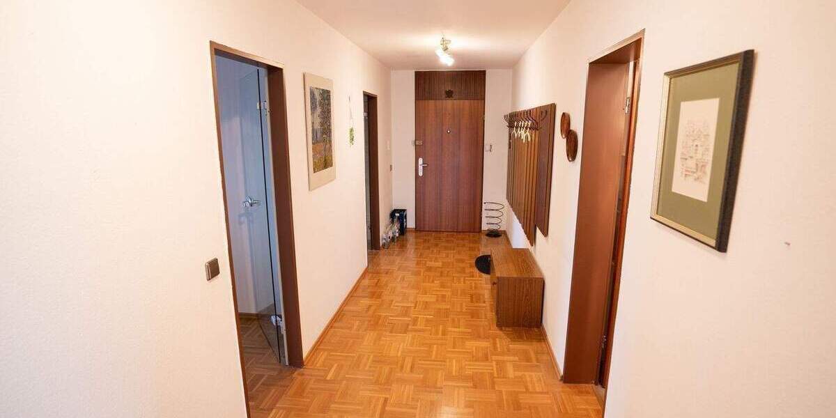 Etagenwohnung Tuttlingen - 4 Zimmer, 103 m&sup2;, 1.150&euro; | Angebot:26105618