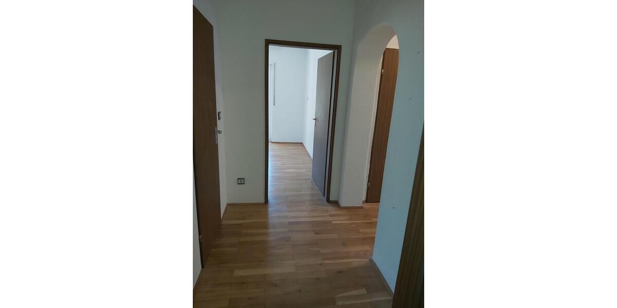 Etagenwohnung Hammelburg - 5 Zimmer, 100 m&sup2;, 900&euro; | Angebot:26424282
