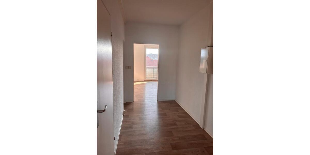 Etagenwohnung Frankfurt (Oder) - 4 Zimmer, 72 m&sup2;, 519&euro; | Angebot:25351193